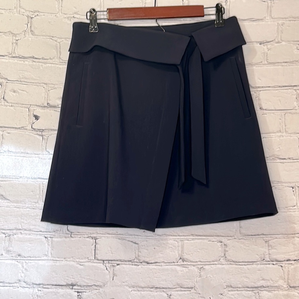 Loft Navy Blue Wrapped Skirt Size 8 Excellent Condition